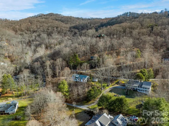 $450,000 | 53 Hackberry Lane, Waynesville, NC 28785