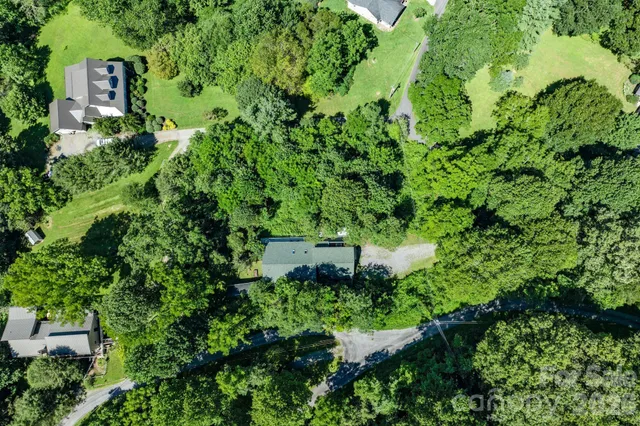 $450,000 | 53 Hackberry Lane, Waynesville, NC 28785