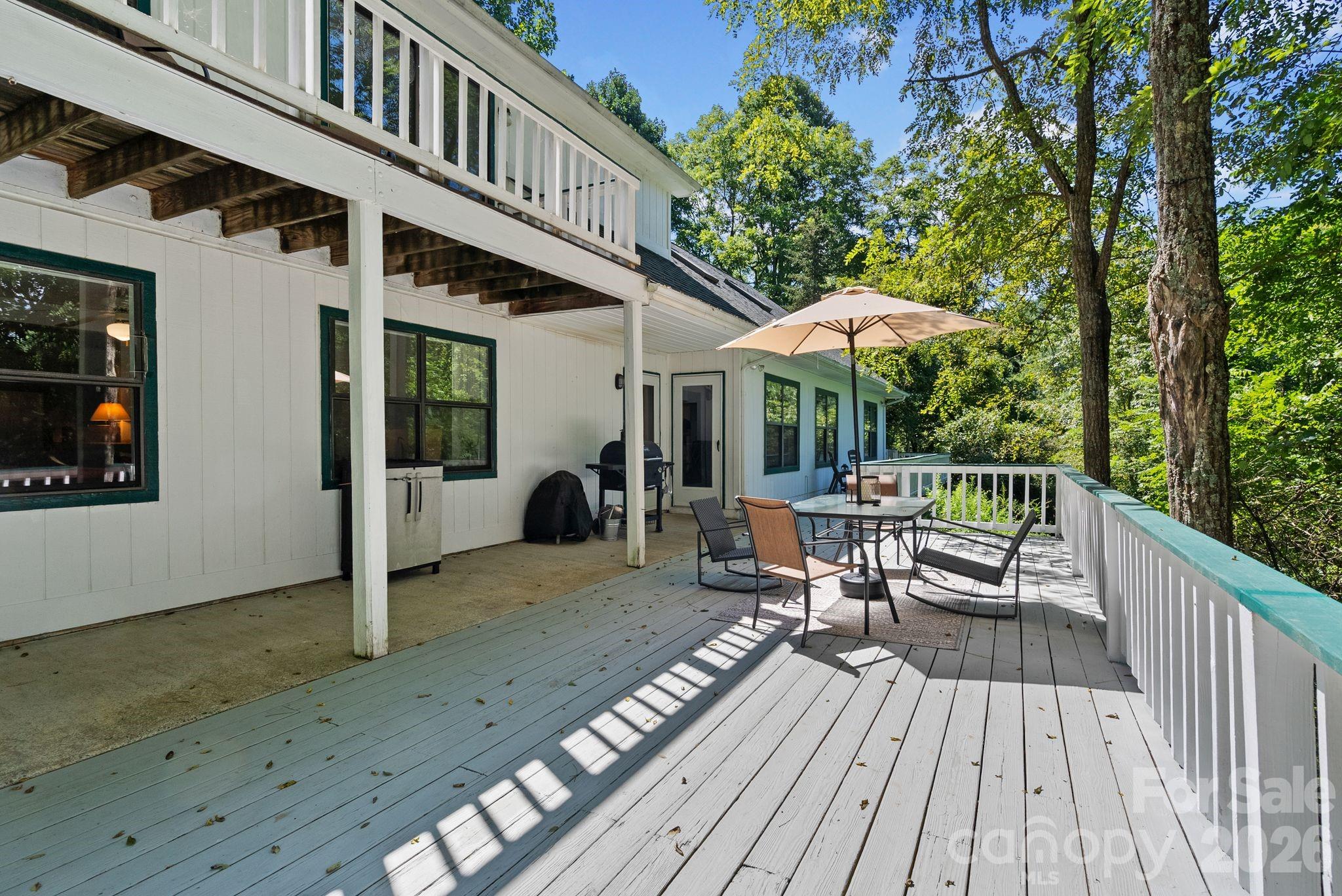 53 Hackberry Lane Waynesville, NC 28785 - Photo 7 of 40