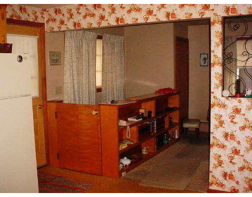27 Bothnia Street Worcester, MA 01607 - Photo 3 of 8 Gallery Image 3
