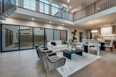 $1,995,000 | 3737 Dunhaven Road, Dallas, TX 75220