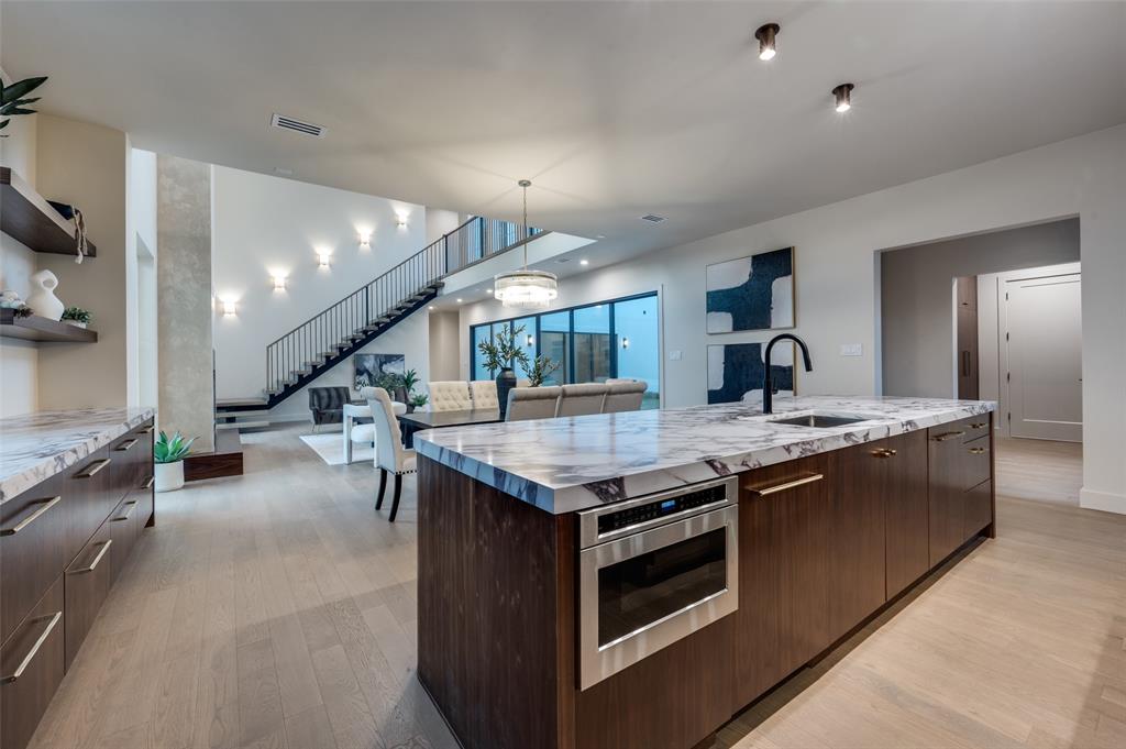 3737 Dunhaven Road Dallas, TX 75220 - Photo 7 of 38