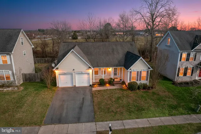 a view of house and outdoor space