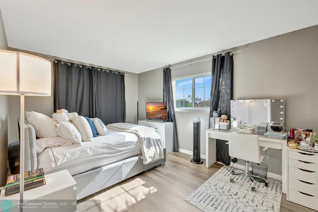 3004 Northeast 5th Terrace, Unit 208C Wilton Manors, FL 33334 - Photo 26 of 63