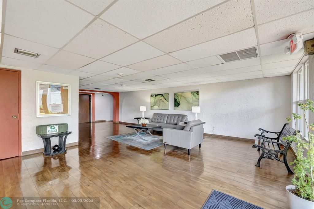 3004 Northeast 5th Terrace, Unit 208C Wilton Manors, FL 33334 - Photo 35 of 63