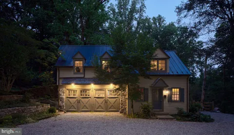 $2,395,000 | 5960 Honey Hollow Road, Doylestown, PA 18902