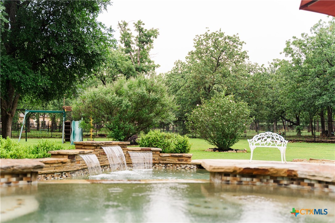 1105 Bella Risa Drive Georgetown, TX 78633 - Photo 7 of 29