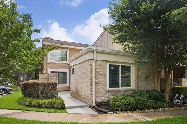 $175,000 | 11503 Village Pl Drive, Unit 141, Houston, TX 77077