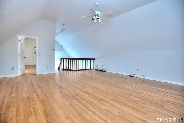 $799,000 | 160 Glengarry Road, Unit 160, Fairfield, CT 06825