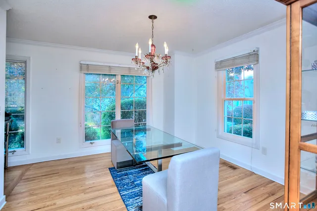 $799,000 | 160 Glengarry Road, Unit 160, Fairfield, CT 06825