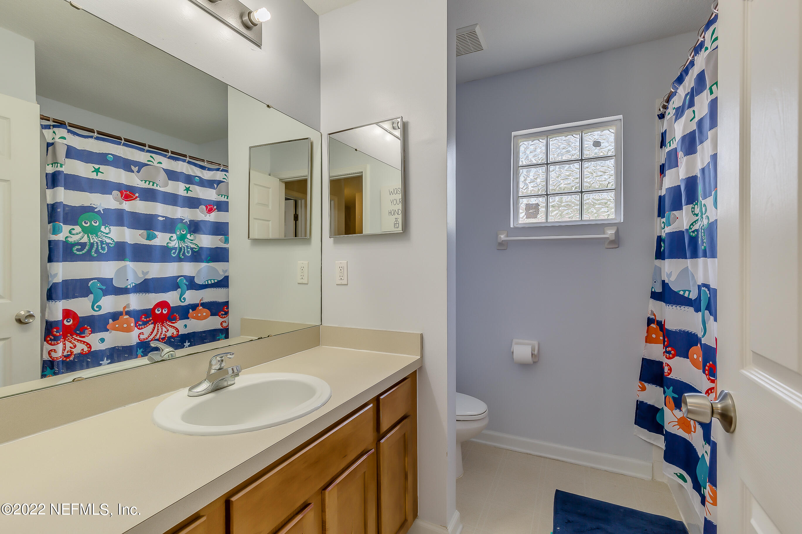 96702 Commodore Point Drive Yulee, FL 32097 - Photo 23 of 34 guest bath