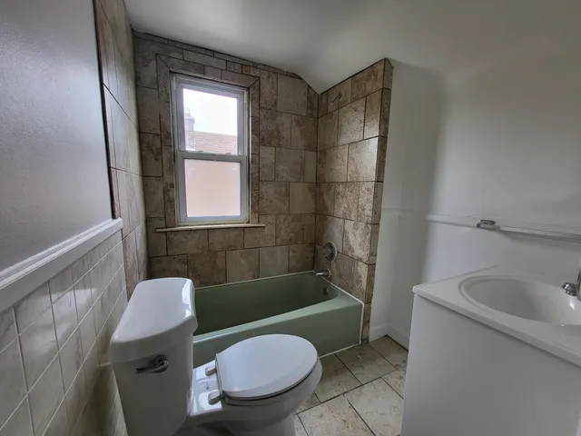 $177,400 | 1458 Cicotte Avenue, Lincoln Park, MI 48146