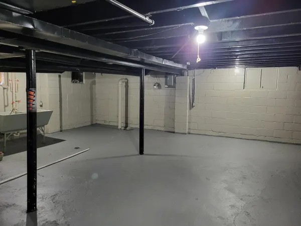 $145,000 | 1458 Cicotte Avenue, Lincoln Park, MI 48146