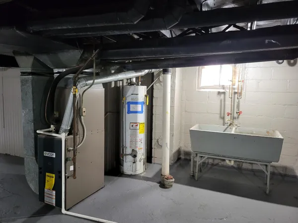 $145,000 | 1458 Cicotte Avenue, Lincoln Park, MI 48146