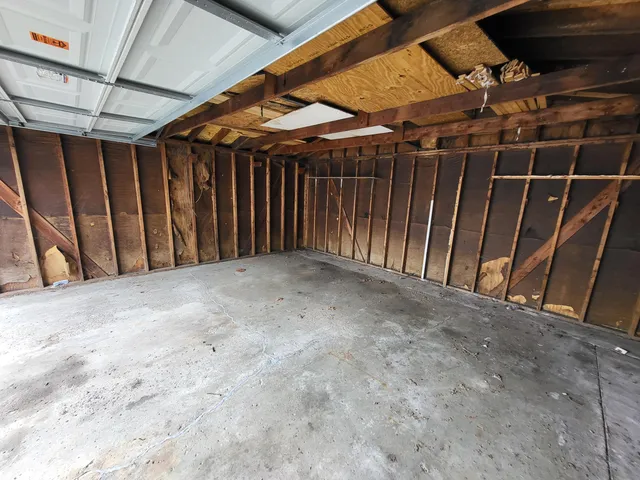 $177,400 | 1458 Cicotte Avenue, Lincoln Park, MI 48146