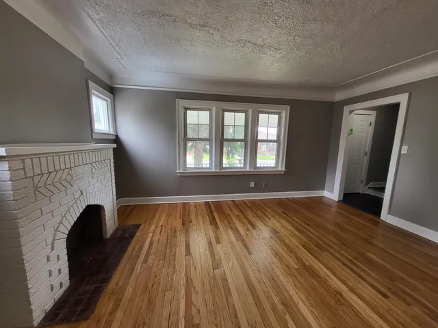 $177,400 | 1458 Cicotte Avenue, Lincoln Park, MI 48146