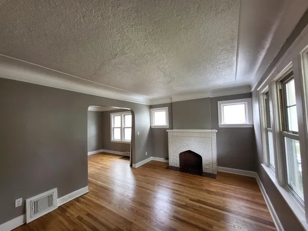 $145,000 | 1458 Cicotte Avenue, Lincoln Park, MI 48146