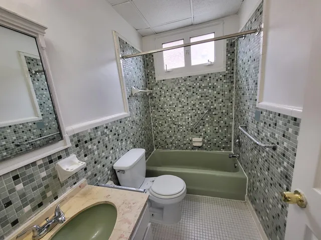 $177,400 | 1458 Cicotte Avenue, Lincoln Park, MI 48146