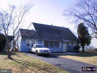 56 Long Loop Road Levittown, PA 19056 - Photo 1 of 1 Gallery Image 1
