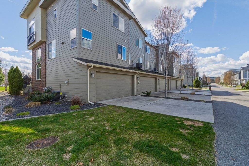 2220 West Summit Parkway Spokane, WA 99201 - Photo 32 of 33