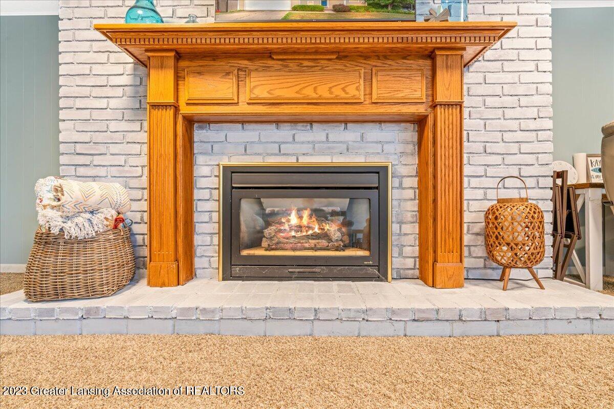 932 Brighton Lake Road Brighton, MI 48116 - Photo 18 of 32 42-Media Jett-41