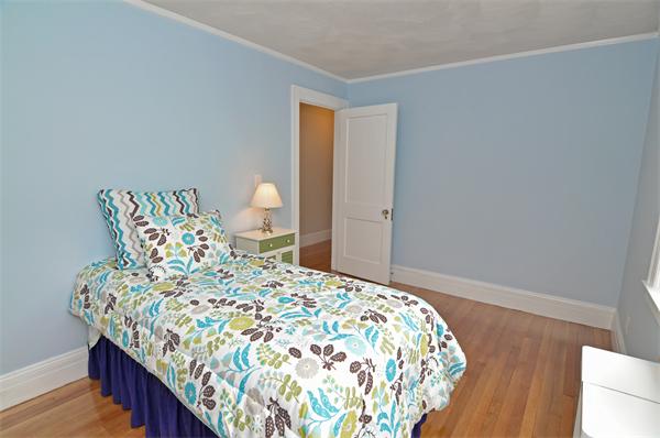 108 Woodside Road Medford, MA 02155 - Photo 18 of 30 Gallery Image 18