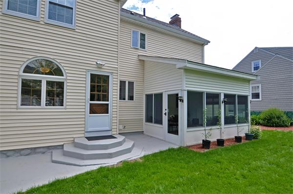 108 Woodside Road Medford, MA 02155 - Photo 29 of 30 Gallery Image 29