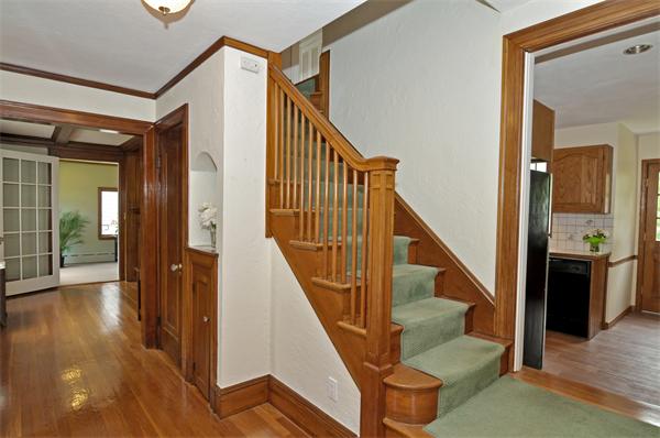 108 Woodside Road Medford, MA 02155 - Photo 4 of 30 Gallery Image 4
