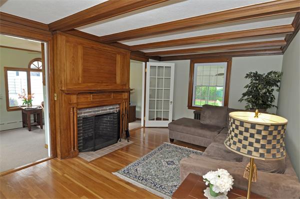 108 Woodside Road Medford, MA 02155 - Photo 5 of 30 Gallery Image 5