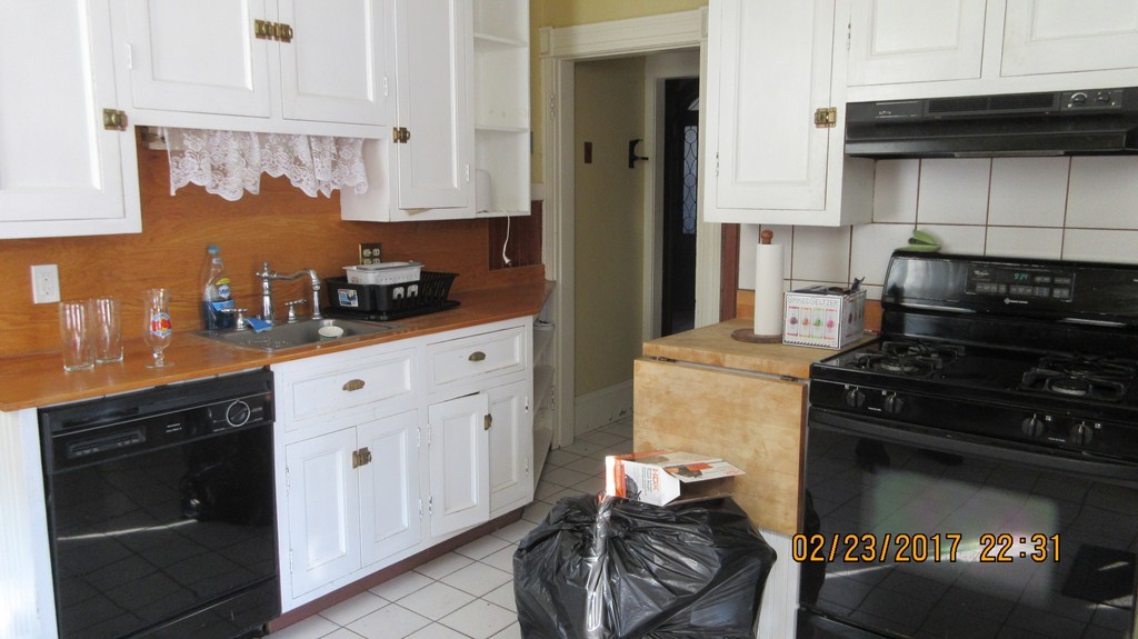 43 Maplewood Terrace Springfield, MA 01108 - Photo 8 of 9 Gallery Image 8