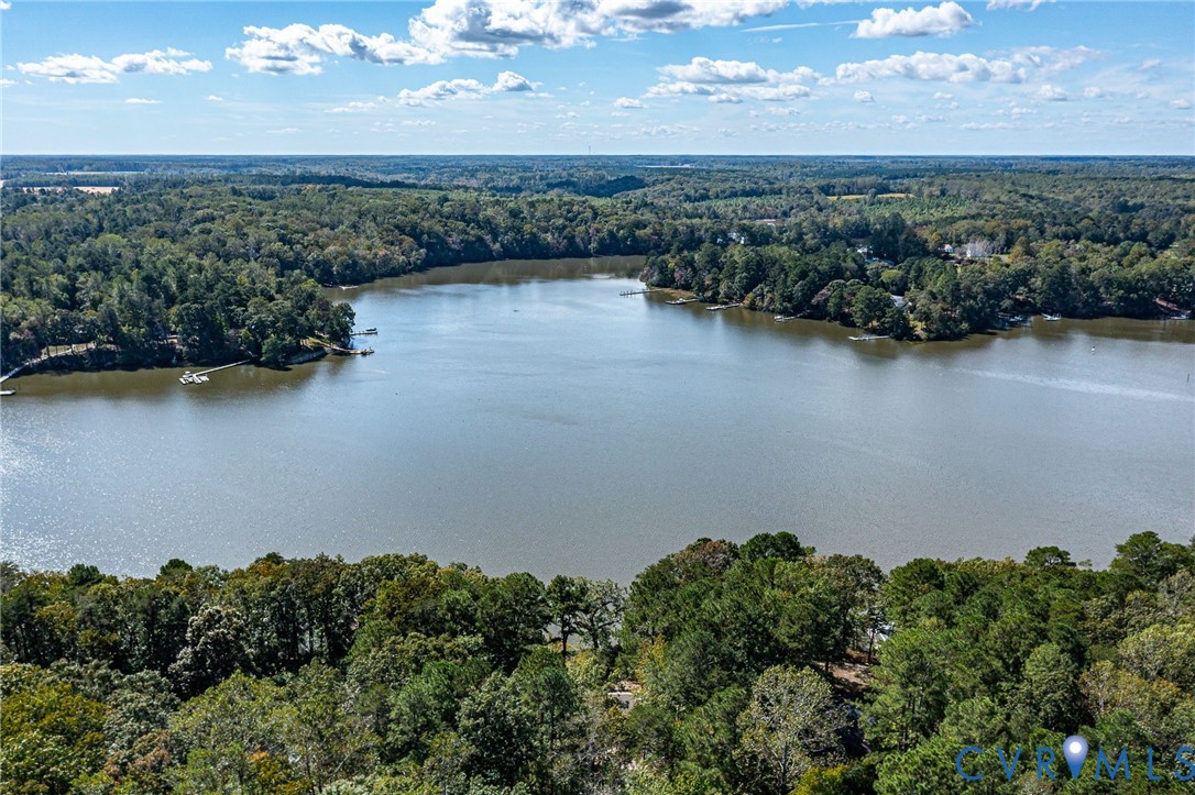 578 High Point Trail Heathsville, VA 22473 - Photo 41 of 50 an aerial view of a houses with ocean view