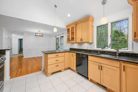 $750,000 | 100 Statice Lane, Hyannis, MA 02601