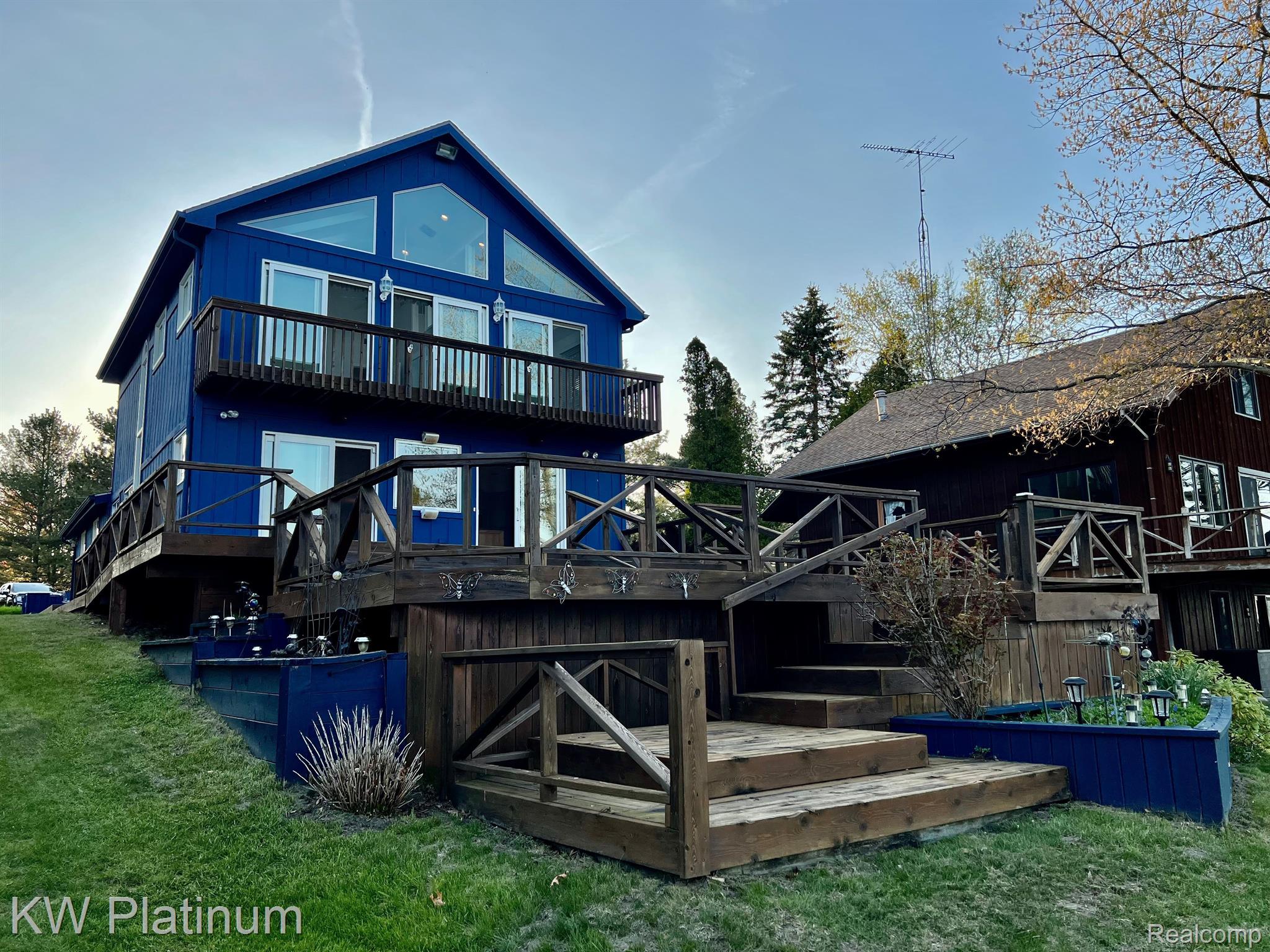 8785 Lakeshore Road Lexington, MI 48450 - Photo 2 of 50 Gallery Image 2
