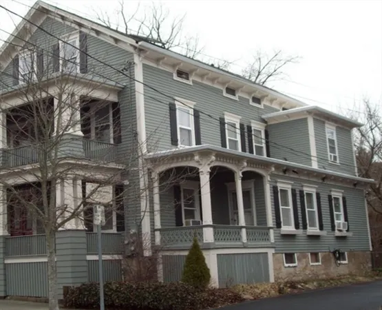 $1,550 | 293 Linden Street, Unit 1 REAR, Fall River, MA 02720