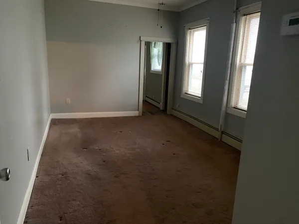 $1,550 | 293 Linden Street, Unit 1 REAR, Fall River, MA 02720