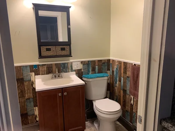 $1,550 | 293 Linden Street, Unit 1 REAR, Fall River, MA 02720