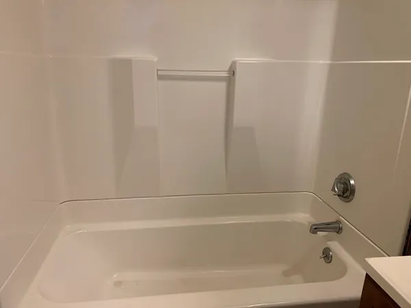 $1,550 | 293 Linden Street, Unit 1 REAR, Fall River, MA 02720