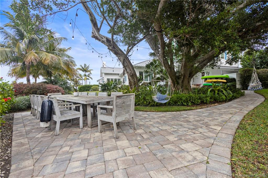 3 Island Road Sewall's Point, FL 34996 - Photo 57 of 59 Outdoor dinning