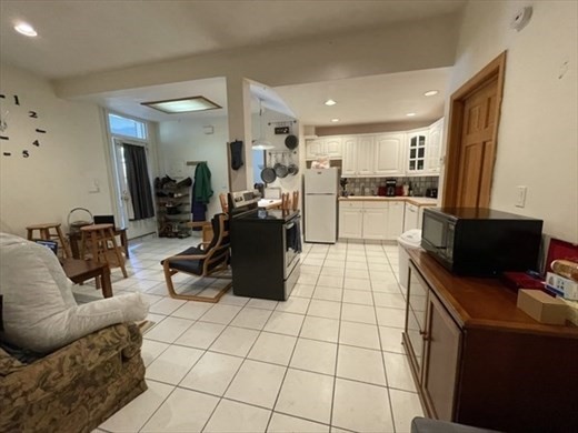 50 Radnor Road, Unit 1A Boston, MA 02135 - Photo 5 of 13