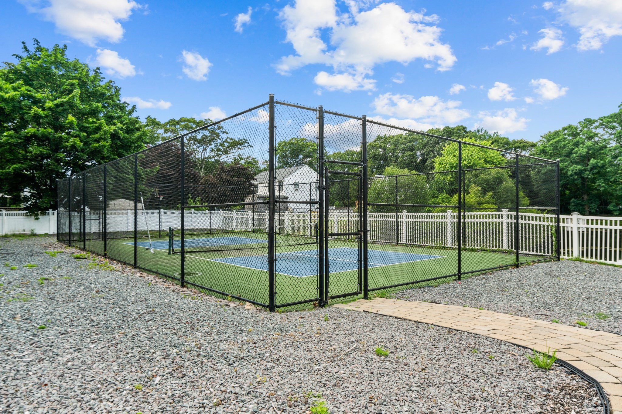 23 Castle Road Attleboro, MA 02703 - Photo 37 of 38 Gallery Image 37