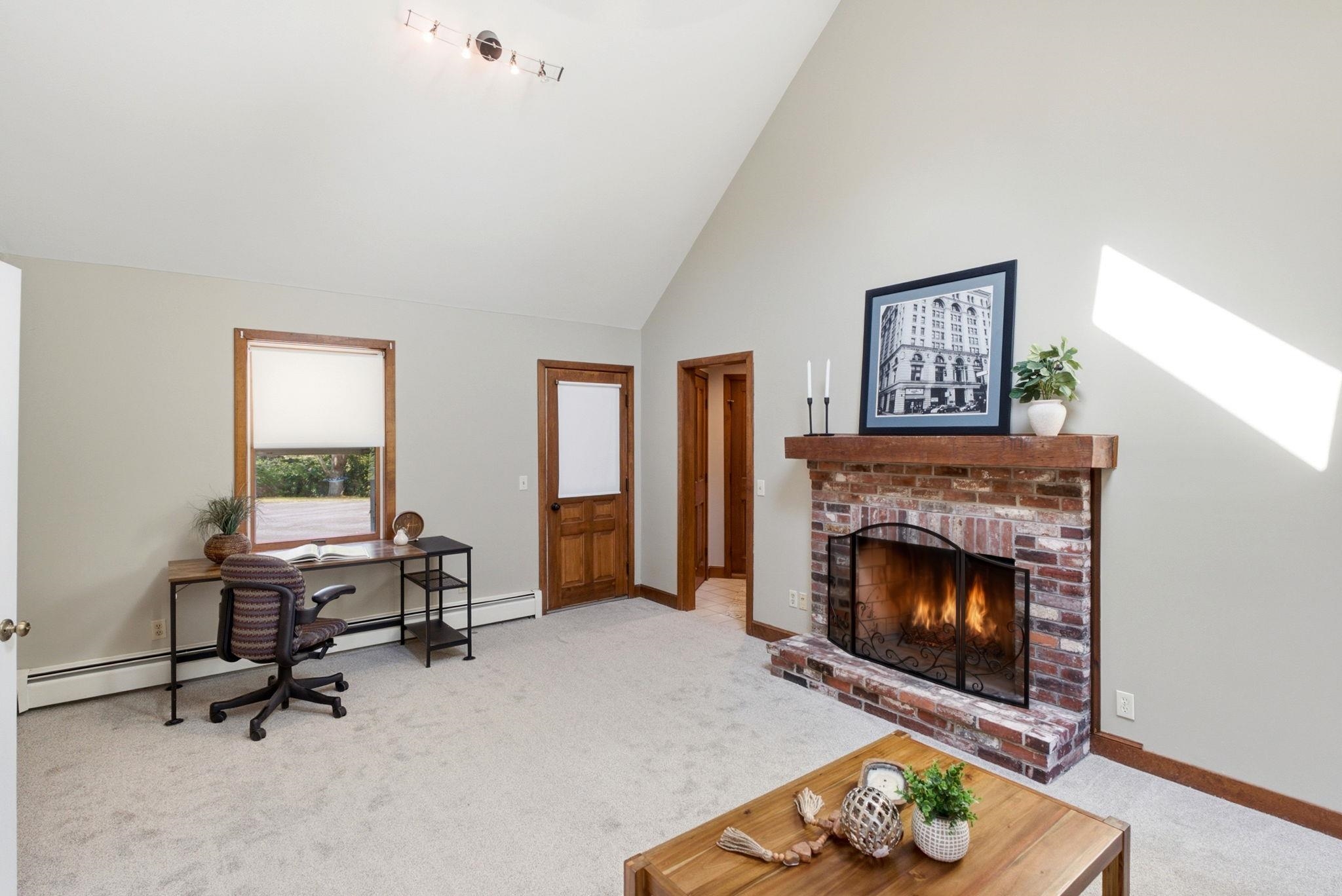 8 Netherwood Road Windham, NH 03087 - Photo 29 of 41