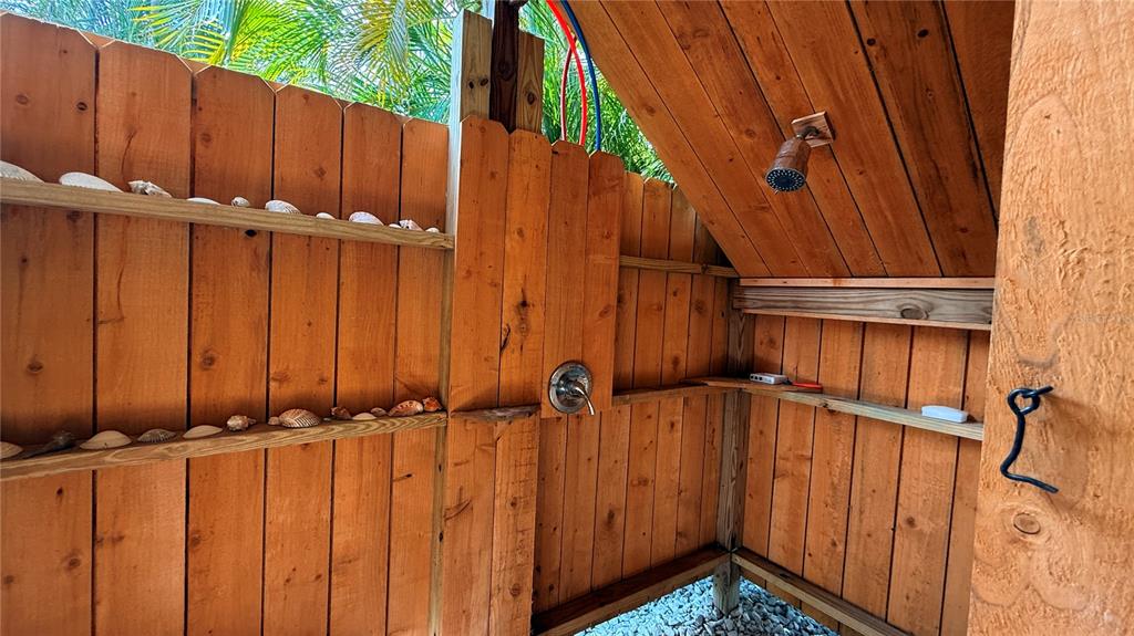 124 Hammock Road Anna Maria, FL 34216 - Photo 12 of 28 Gallery Image 12
