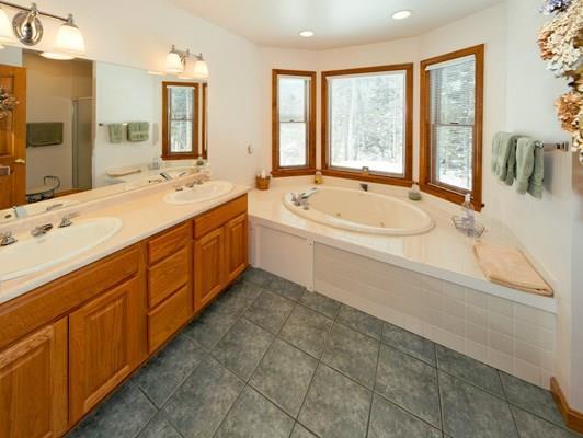 50 Quarry Road Scarborough, ME 04074 - Photo 18 of 26 Photo