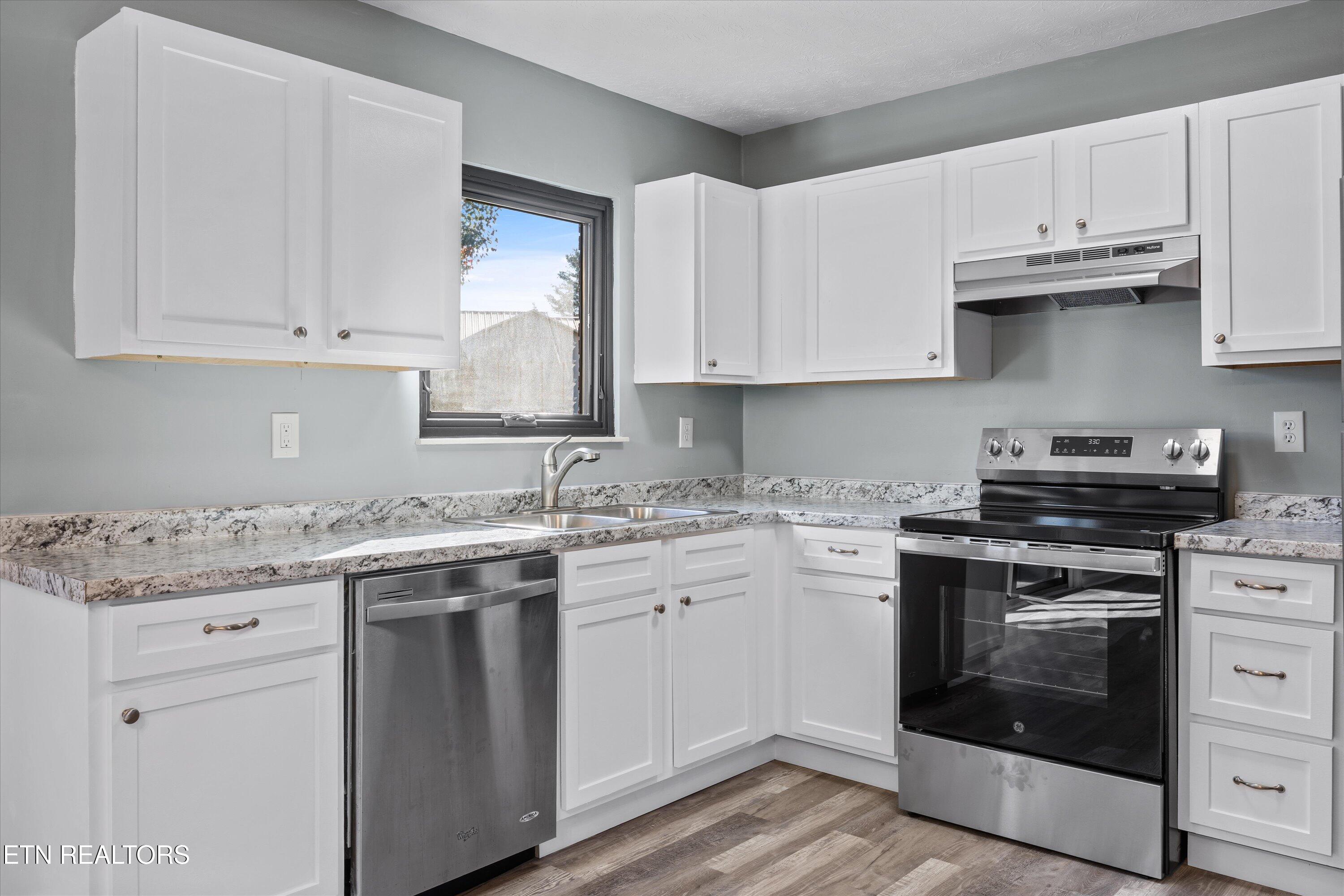 231 River Bottom Drive Sevierville, TN 37862 - Photo 6 of 25 09-231 River Bottom Dr 05