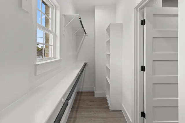 $2,000 | 7927 Colonial Lane, Houston, TX 77051