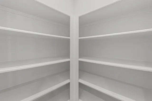 $2,000 | 7927 Colonial Lane, Houston, TX 77051