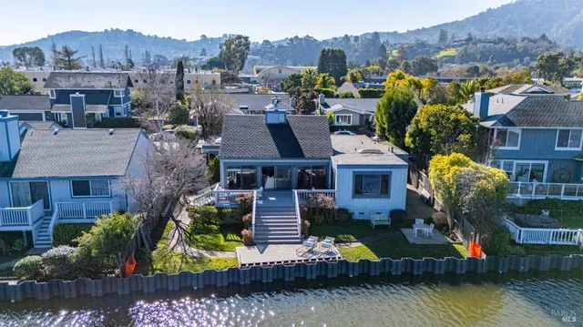 $2,148,000 | 49 Vía La Brisa, Larkspur, CA 94939