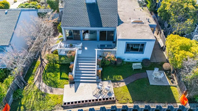 $2,148,000 | 49 Vía La Brisa, Larkspur, CA 94939