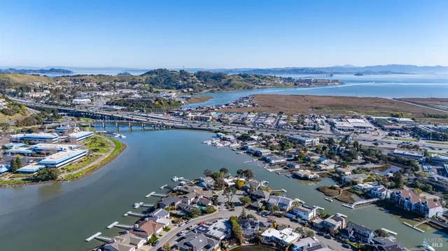 $2,148,000 | 49 Vía La Brisa, Larkspur, CA 94939