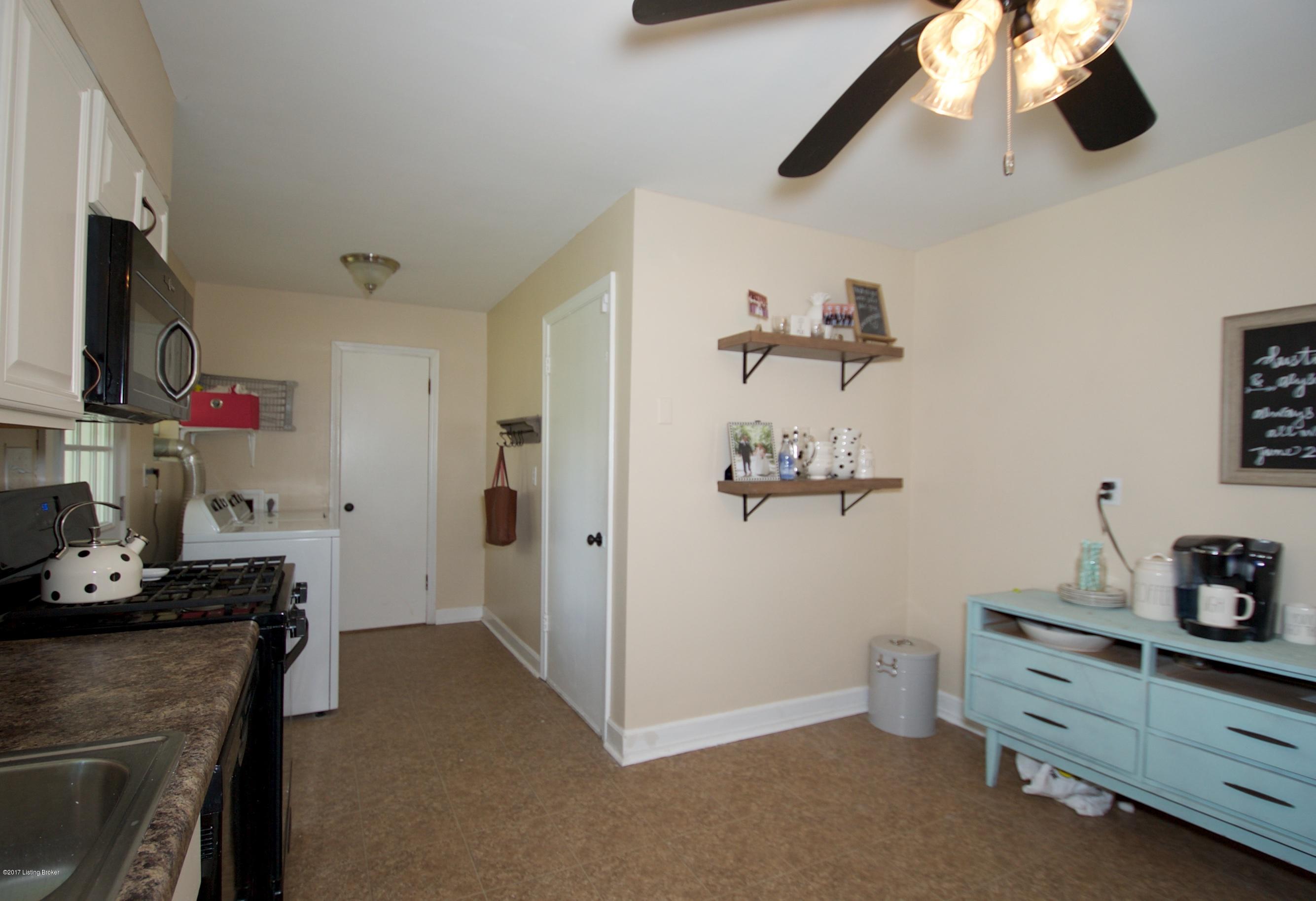 3429 Janell Road Louisville, KY 40216 - Photo 51 of 74 3429 Janell 110